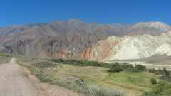 photo of painted hills
